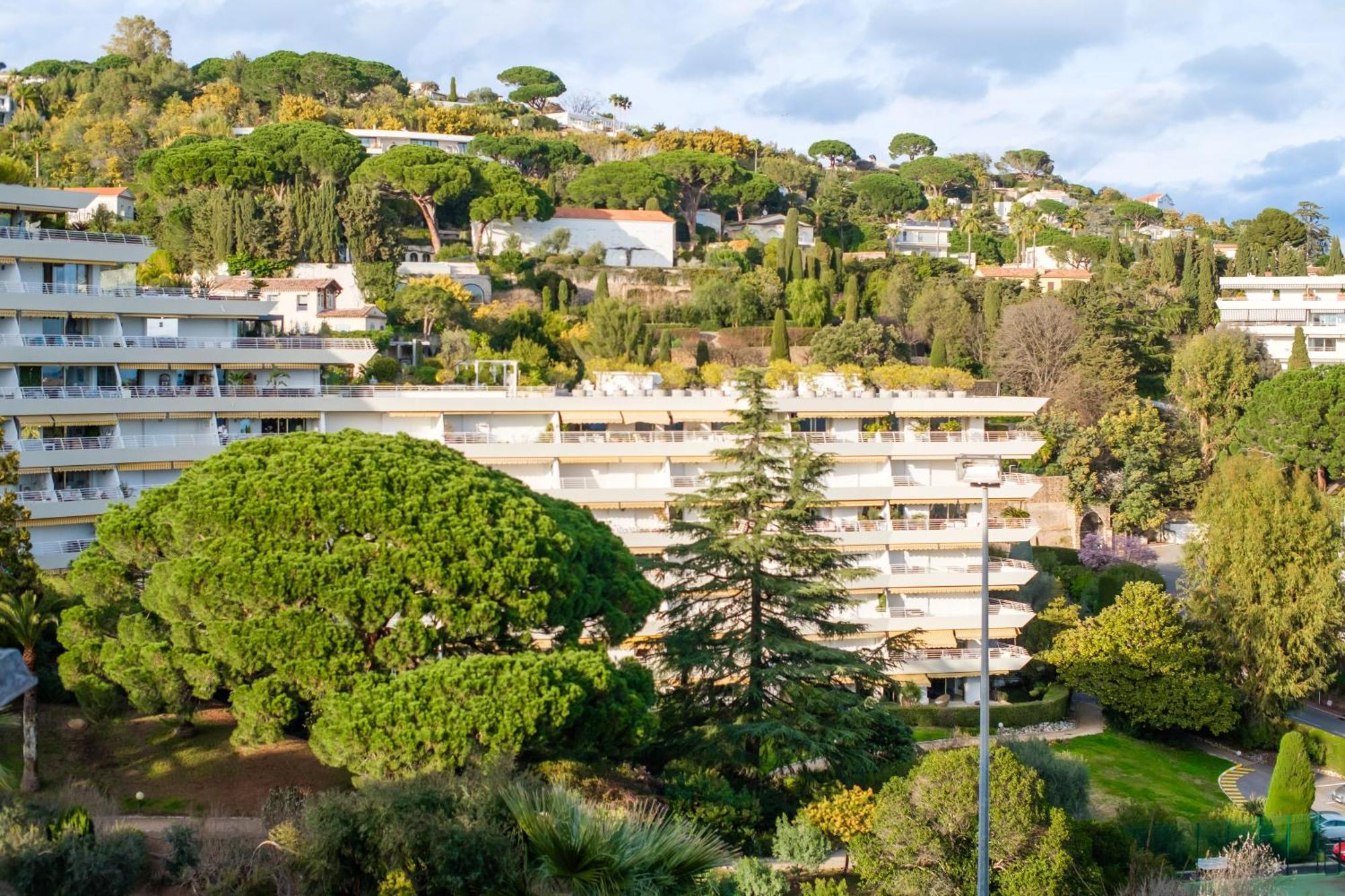 Sur La Apartment